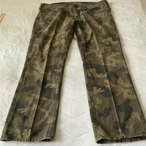 True Religion Men's Camo Cargo Pants 38/ 34 Made In USA